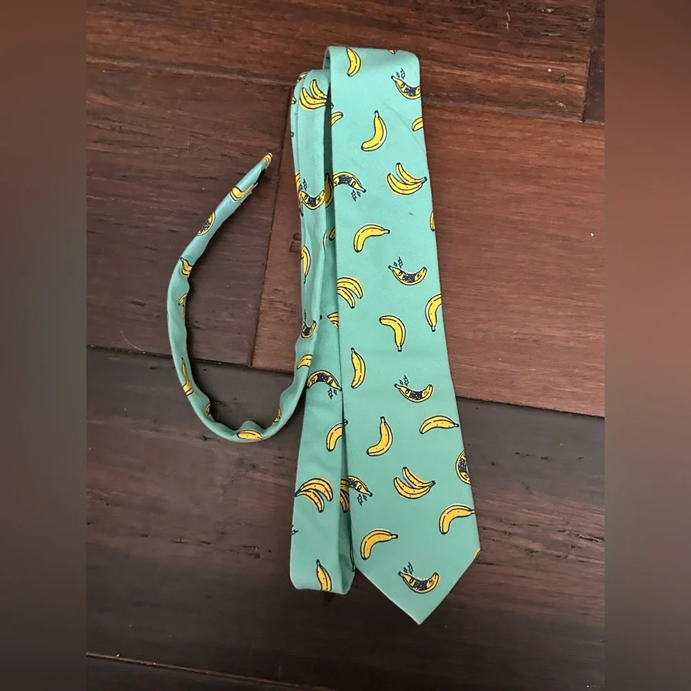 Old Navy aqua banana necktie